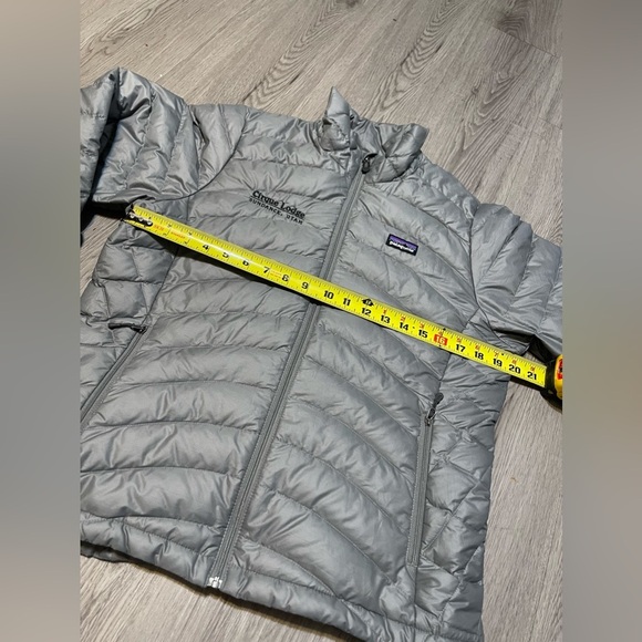 Patagonia goose down puffer jacket women’s medium - Picture 10 of 11